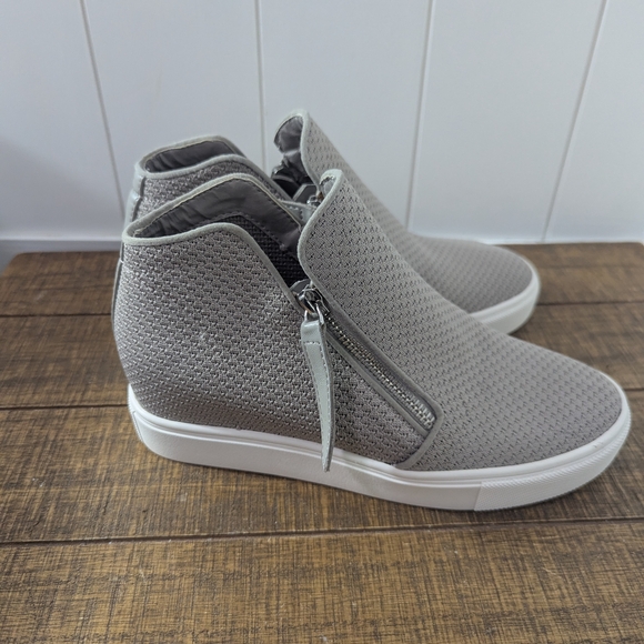 Steve Madden Shoes - Steve Madden Gray High-Top Sneakers